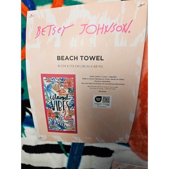 Betsey Johnson‎ NWT Beach Towel "Island Vibes" 100% Cotton 36 x 68 - Picture 5 of 6